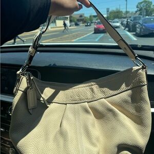 Coach Cream Leather Shoulder Bag